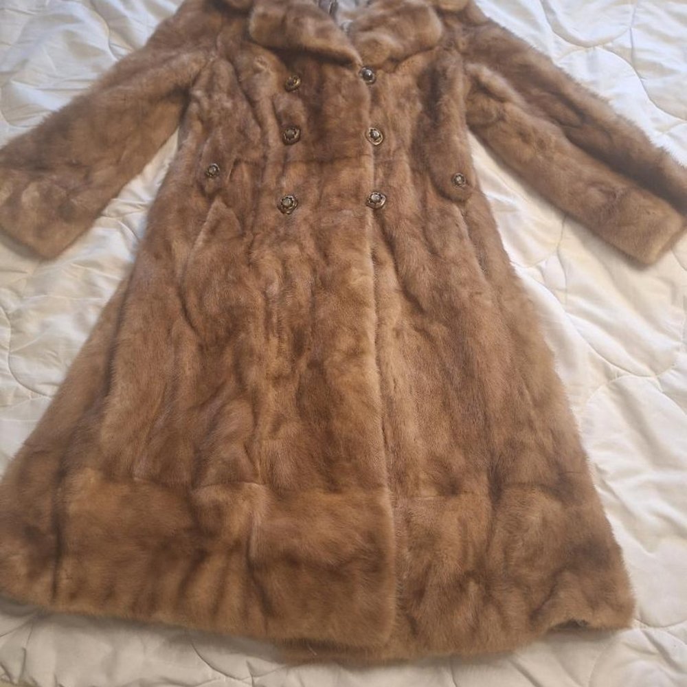 Women's Vintage Light Color Mink Coat